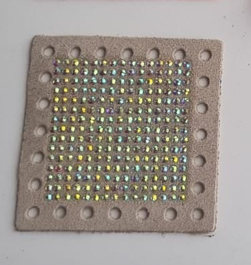 Quadrati 5x5 in Camoscio + Strass